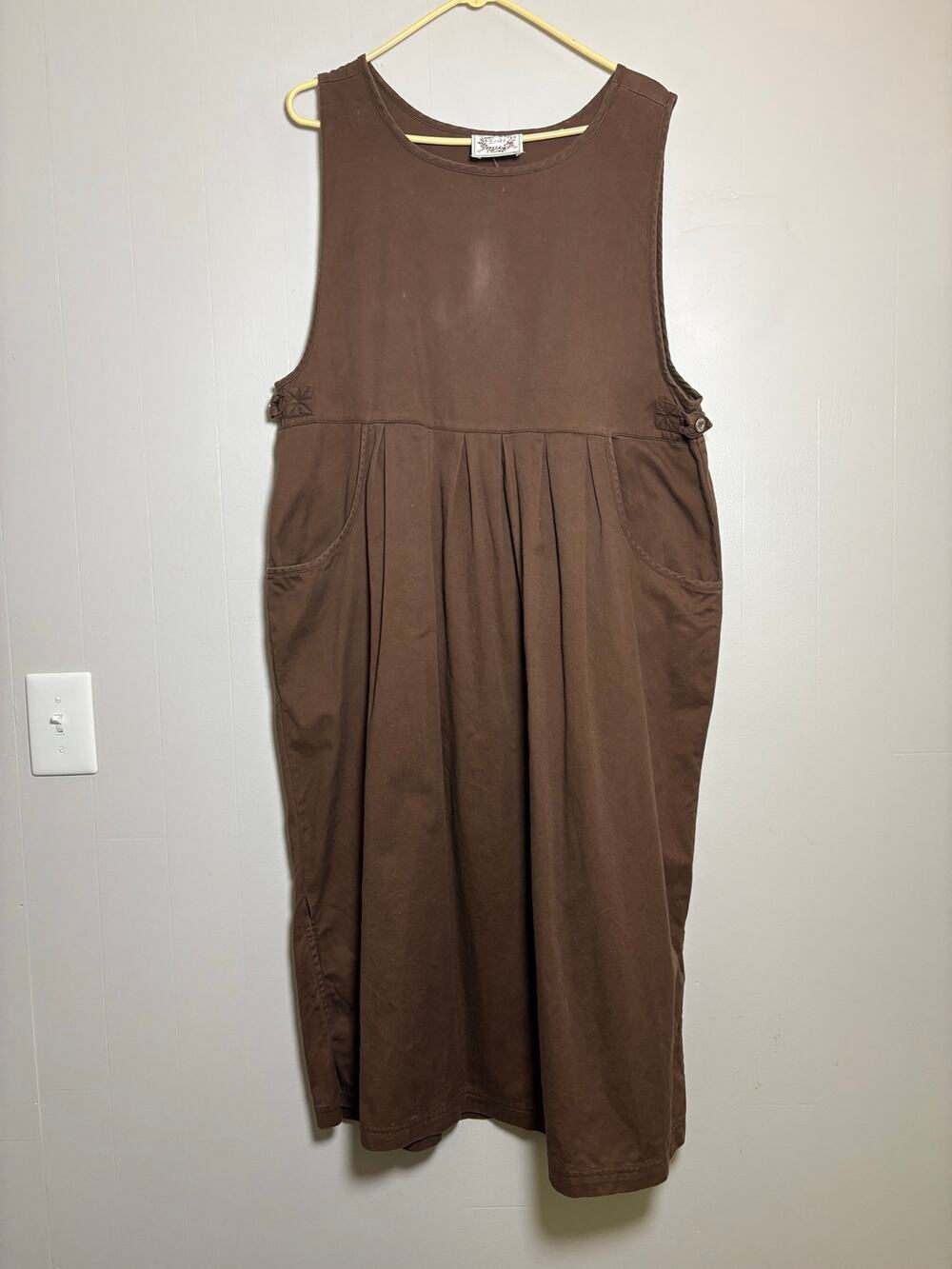 Erika Women's Vintage Brown Sleeveless Side Button Pinafore Momcore Jumper Dress